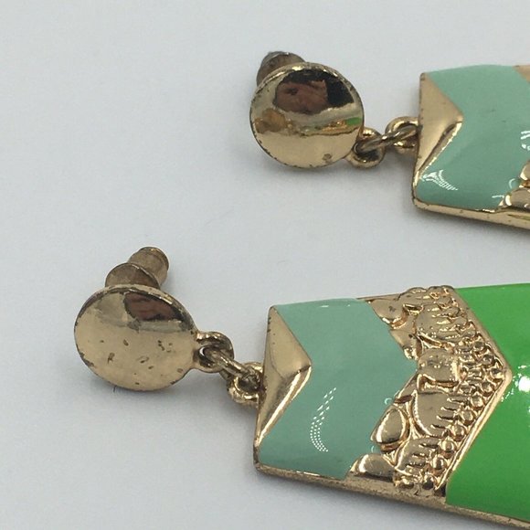 Mint Green ENAMELED Gold Tone Summer Dangle Post Pierced EARRINGS - Picture 6 of 6